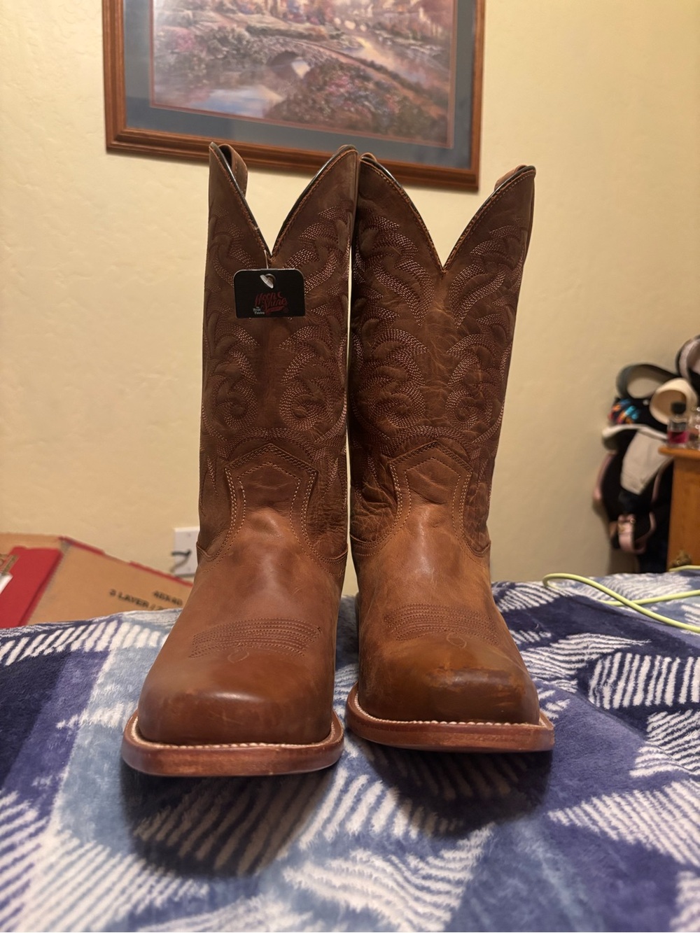 Men's Western Boots in Brown Leather with Decorative Stitching moonshine spirit